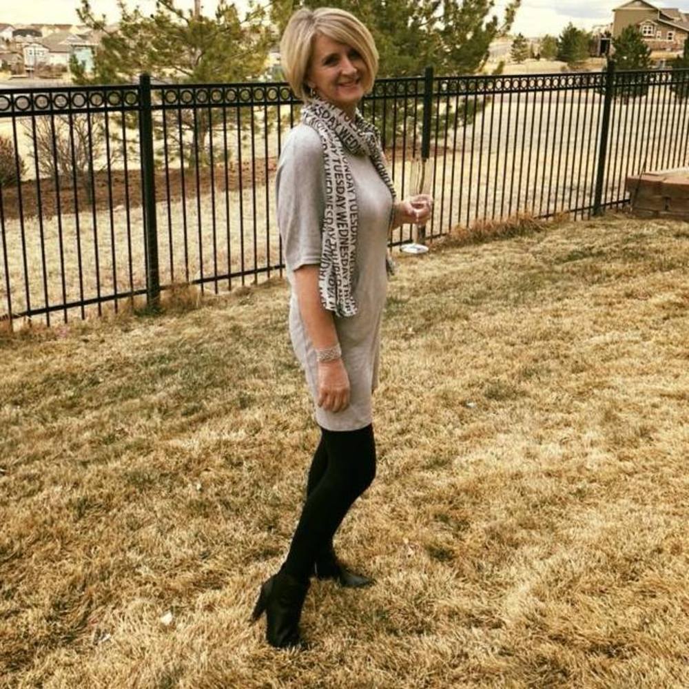 Meet your Posher, Loura